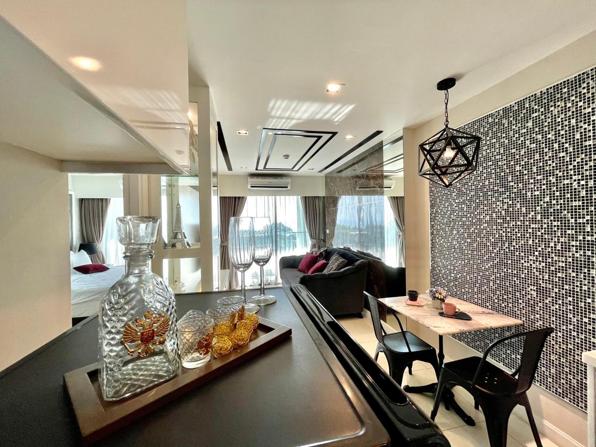 Deamber Bangsare Pattaya Apartment Bang Sare Exterior photo